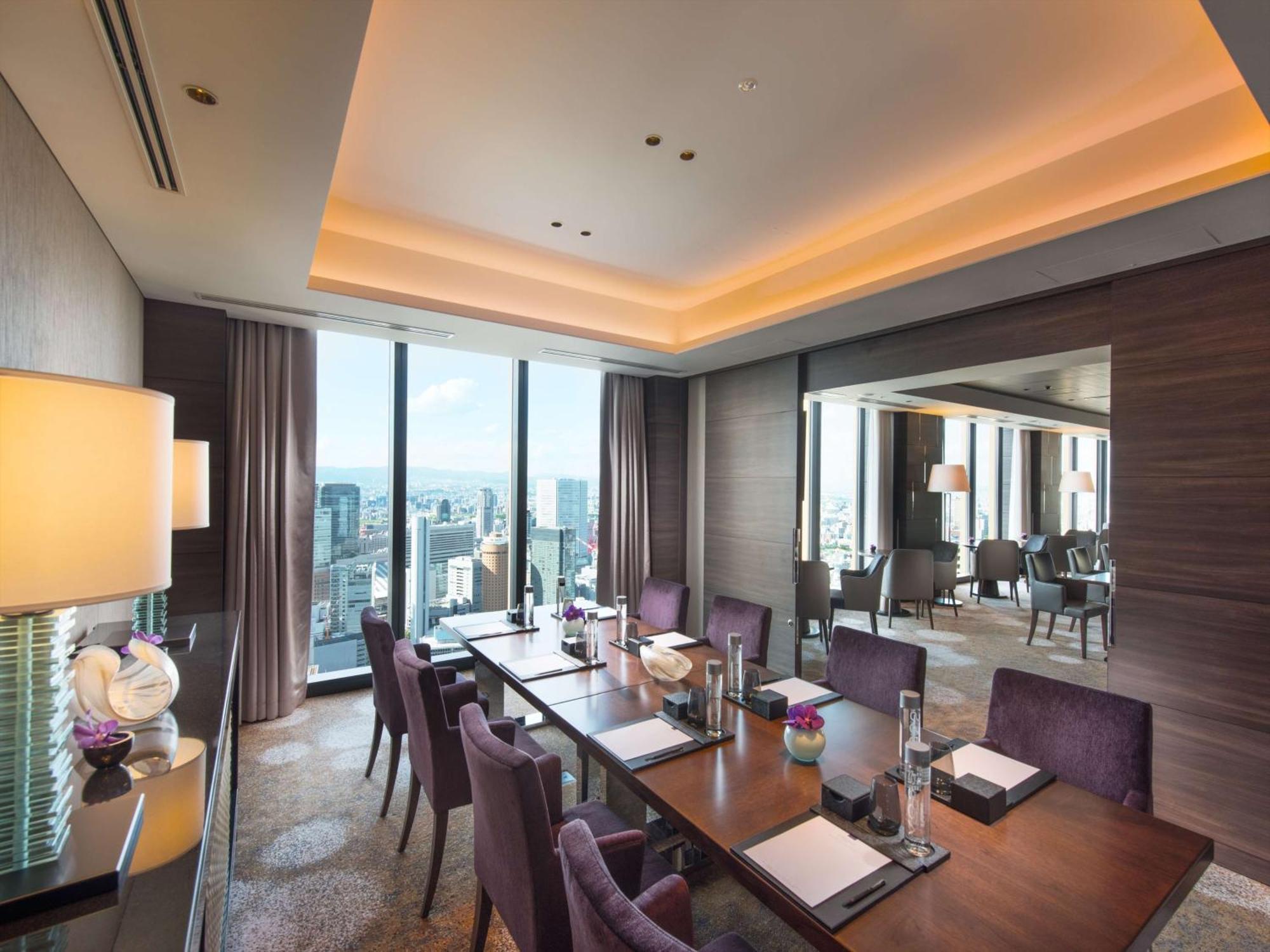 Conrad Osaka Hotel Buitenkant foto